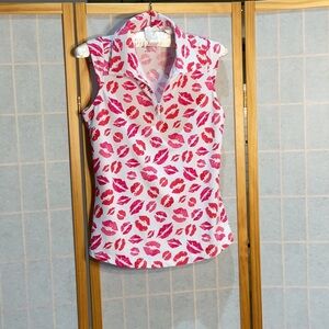 IBKUL Pink Lip Print Polo Top